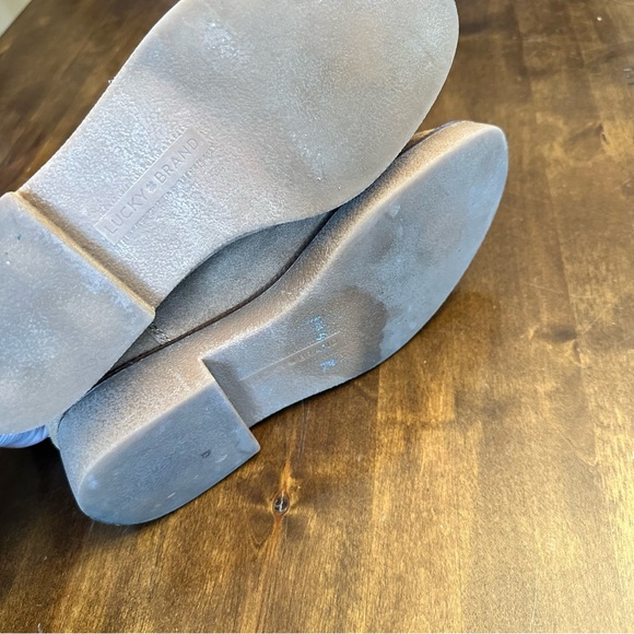 Lucky Brand Size 6.5 Bootie Brown Suede Boot Heel Comfy Classic 🤎 - Picture 5 of 8